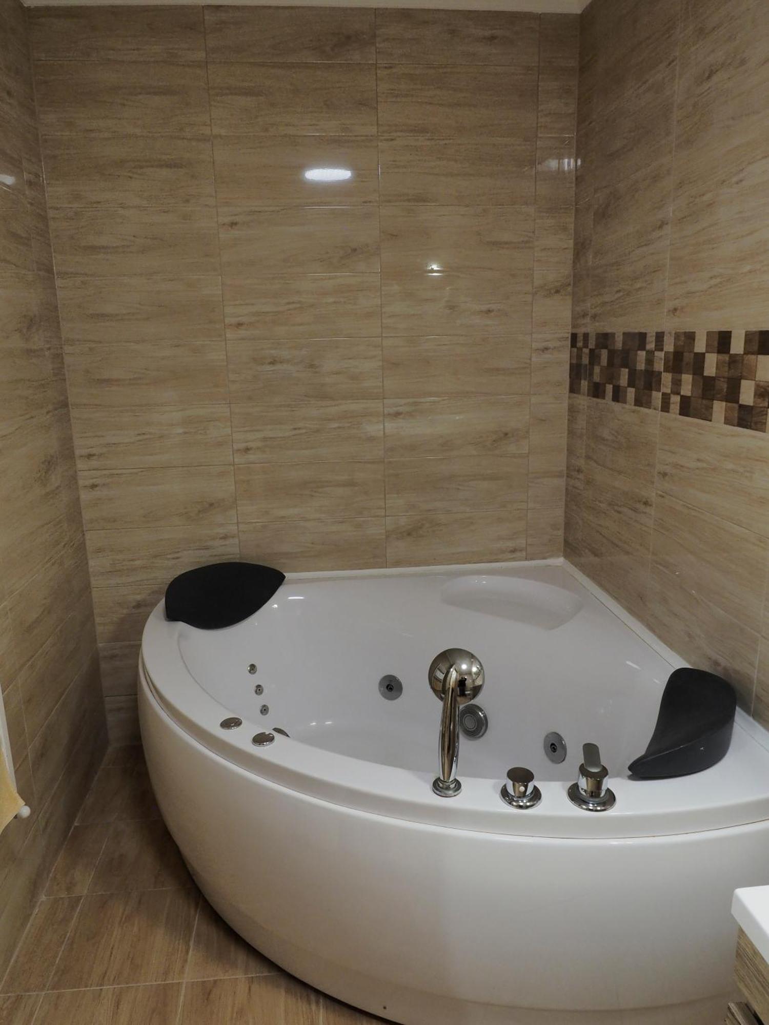 Rokaberc Vadaszhaz Hotel